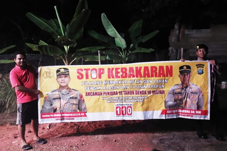 cegah-karhutla-polsek-nongsa-batam-gelar-patroli-malam-di-kawasan-hutan