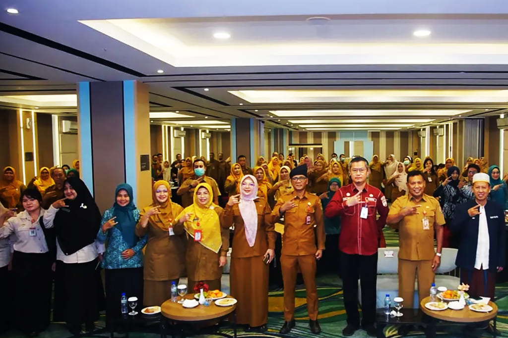 Lintas sektor mengikuti Koordinasi Implementasi Jejaring Program Gizi, KIA dan Kespro Kota Tanjungpinang di Nite & Day Tanjungpinang, Selasa (29/9/2026)