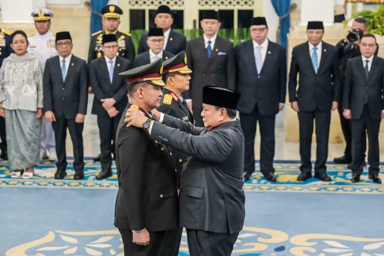 Presiden Prabowo Subianto melantik Jenderal Polisi Suyudi Ario Seto sebagai Kapolri di Istana Negara, Jakarta, Kamis (1/10/2026) - Foto Ant
