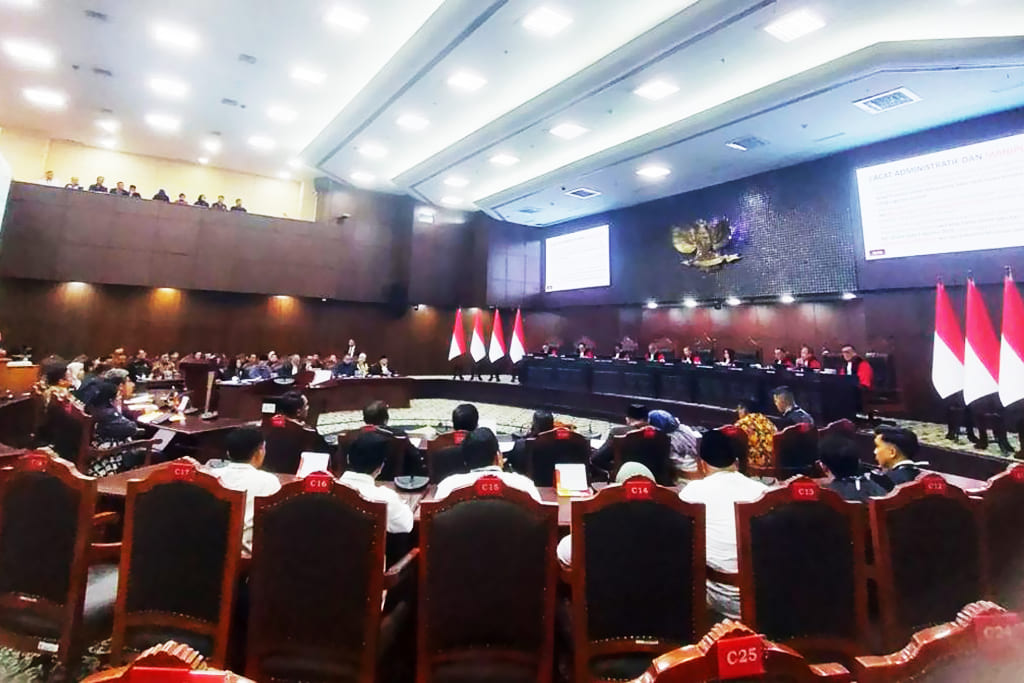 Suasana sidang di Mahkamah Konstitusi (MK) membahas perkara terkait dokumen penyetaraan pendidikan Gibran (Foto Istimewa)